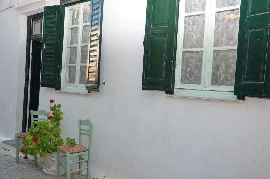 Aegli Rooms Tinos Exterior photo