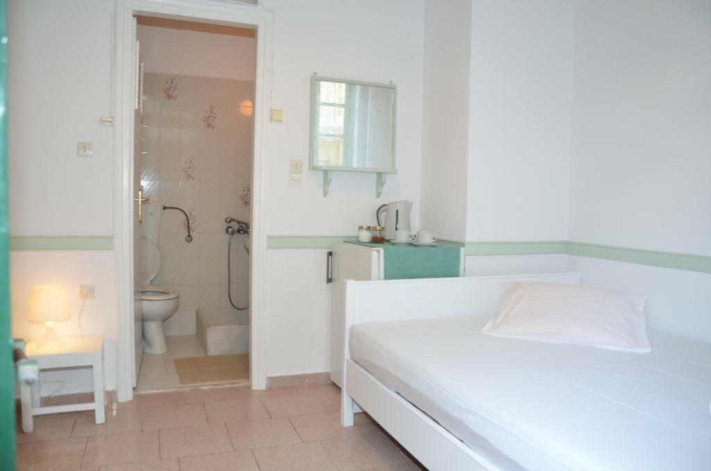 Aegli Rooms Tinos Exterior photo
